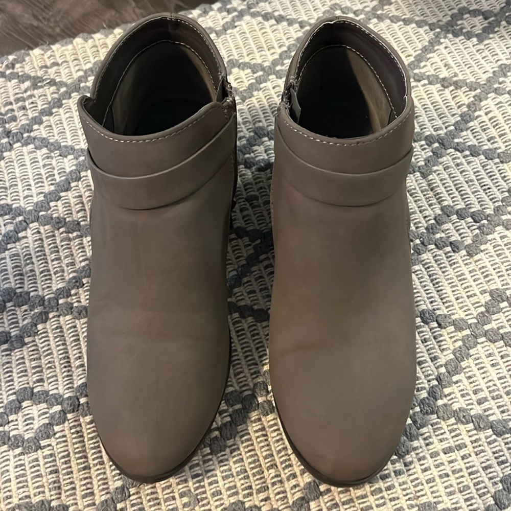 Excellent condition booties